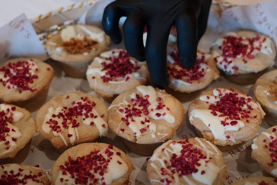 Jammy Dodger & White Chocolate