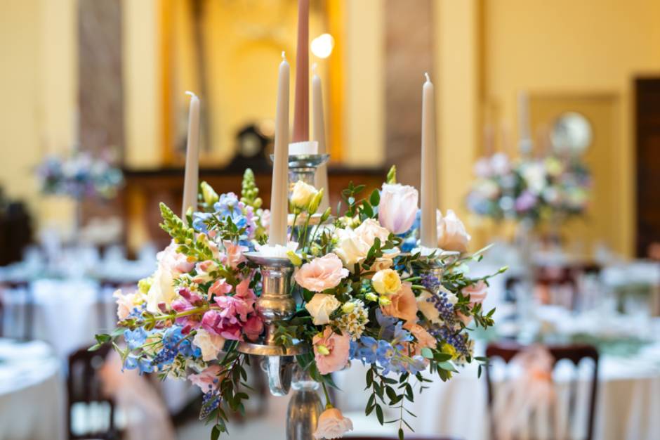 Spring floral centerpieces