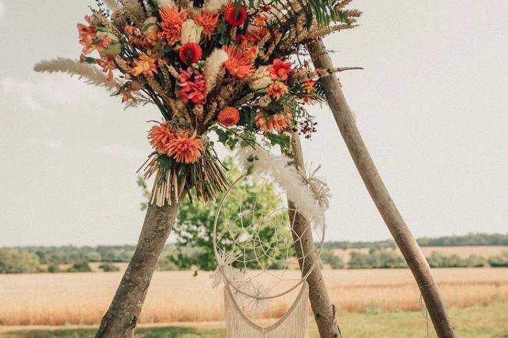 Wedding arch