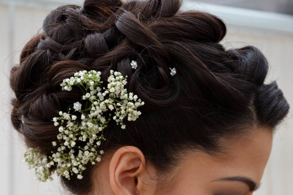 Wedding bridal hair up