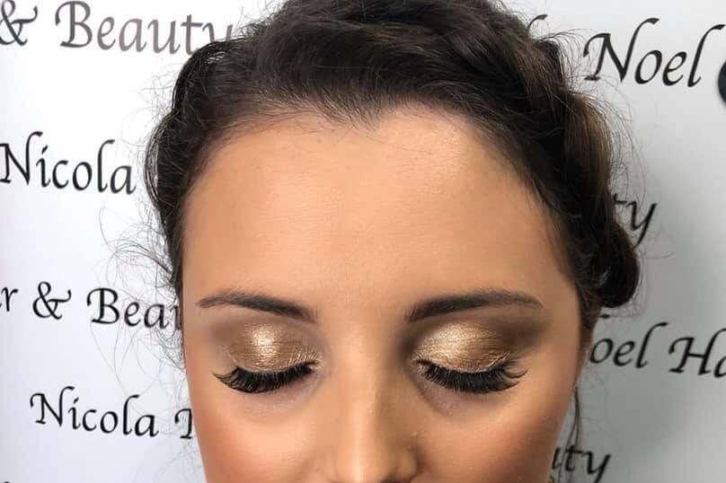 Elegant makeup