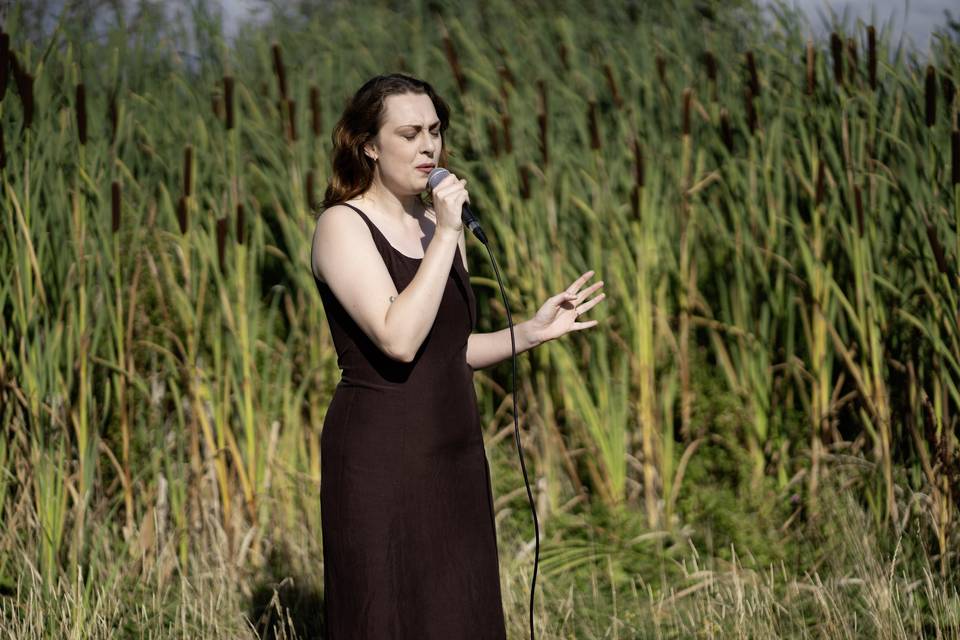 Zoe Rose Wedding Singer