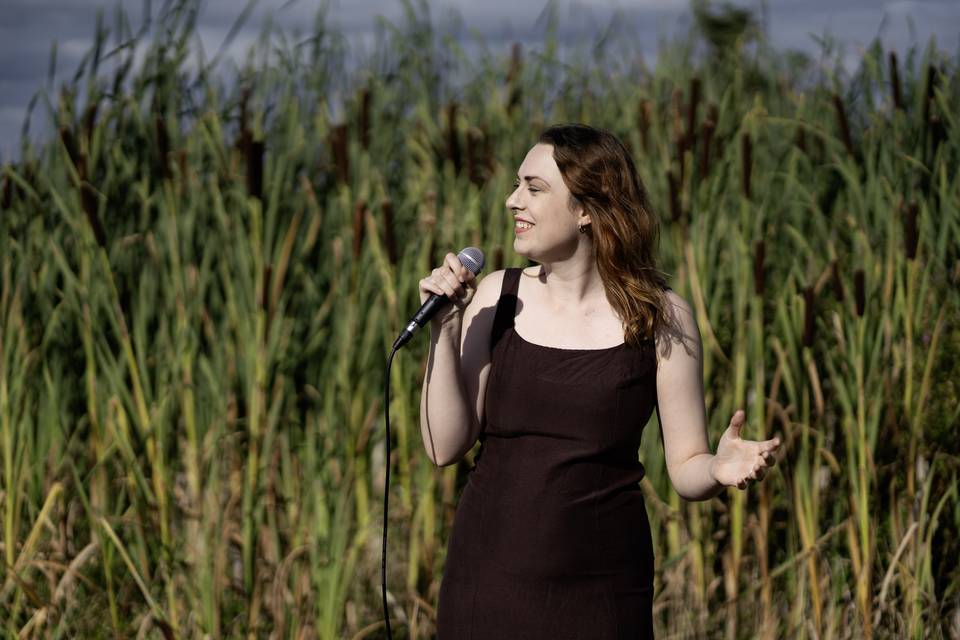 Zoe Rose Wedding Singer