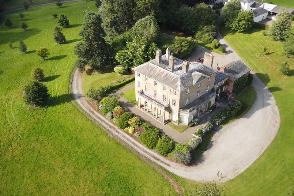 Main House & grounds