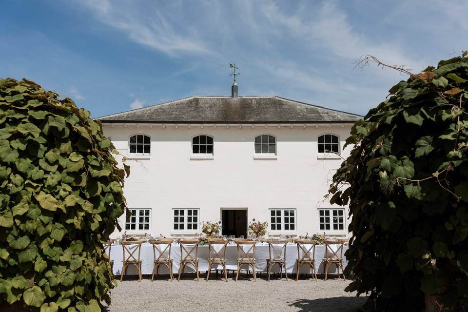 Coach house