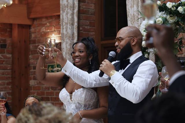 Dellauno Productions