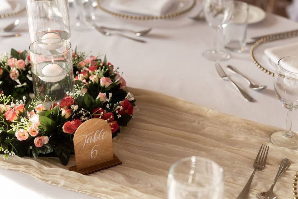 Table decor options