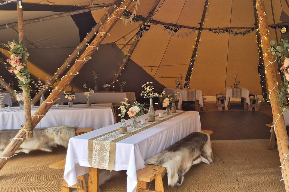 Summer Tipi wedding