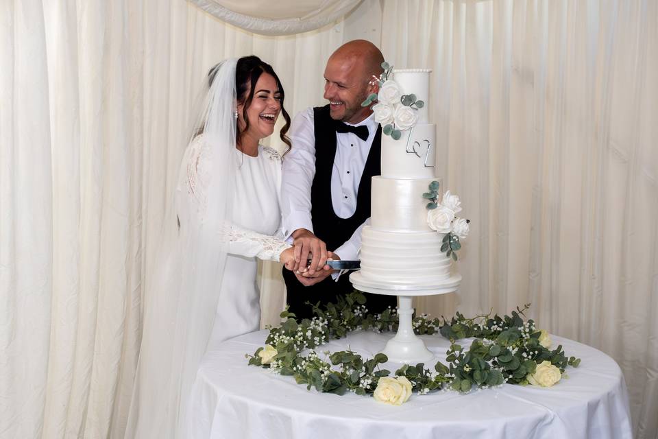 Cake cutting