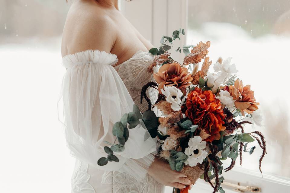 Autumnal bride