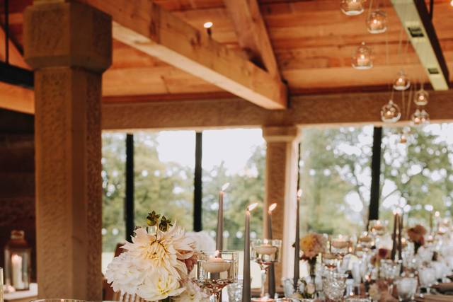 Deer House Table Decoration