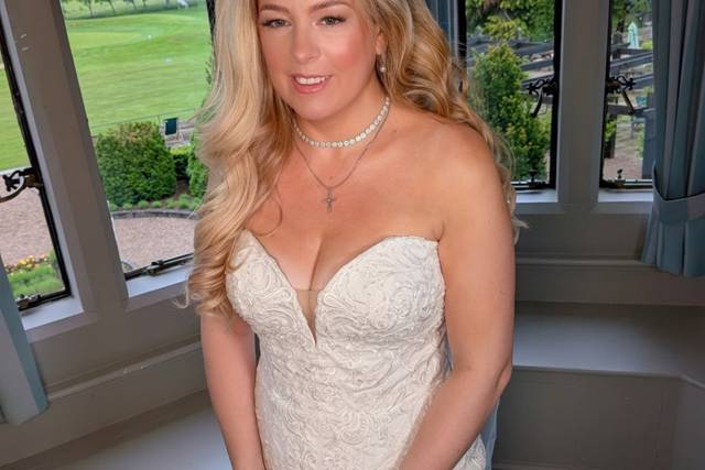 Classic bridal glam