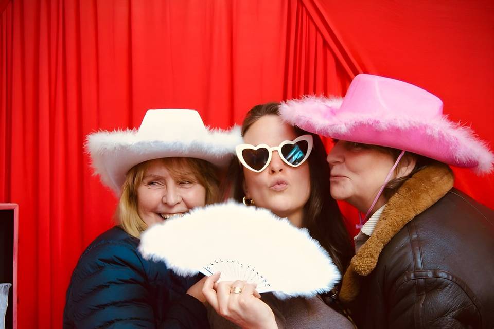 Cherry & Lace Photo Booth