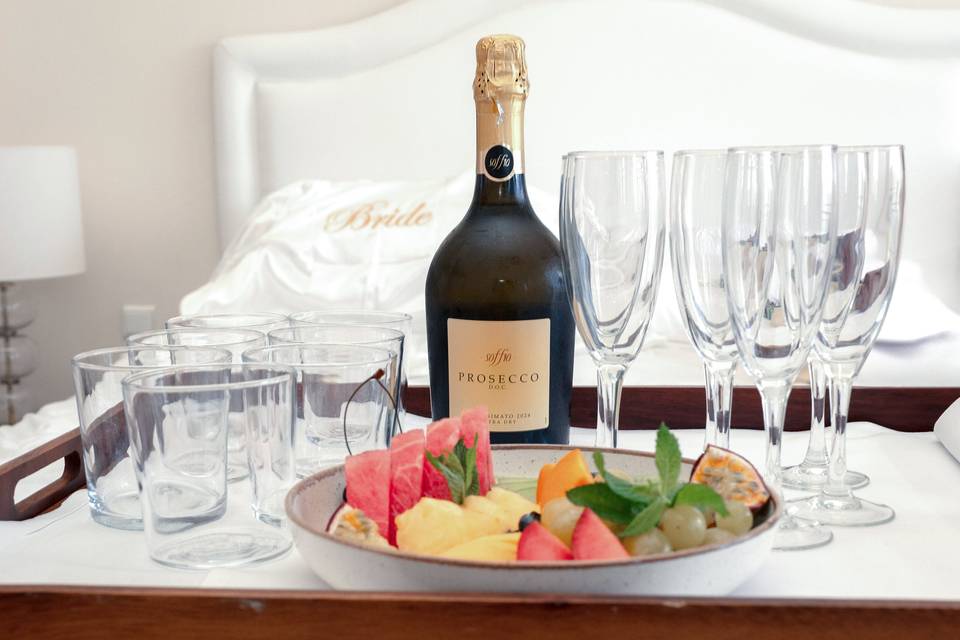 Champagne & Fruit