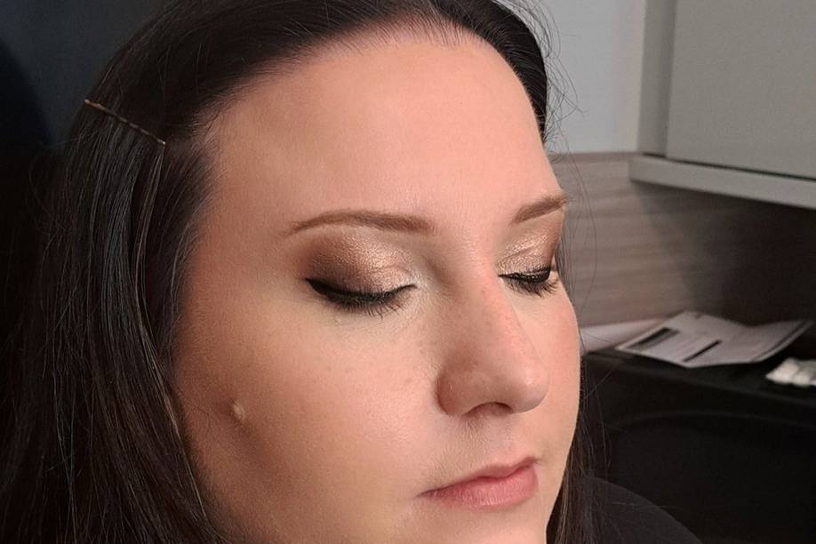 Wedding guest makeup