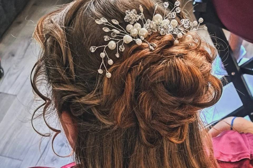 Bridesmaid hairstyle