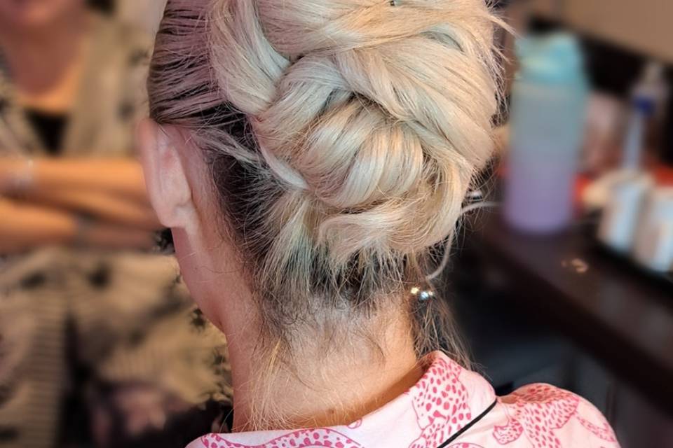 BRidesmaid updo