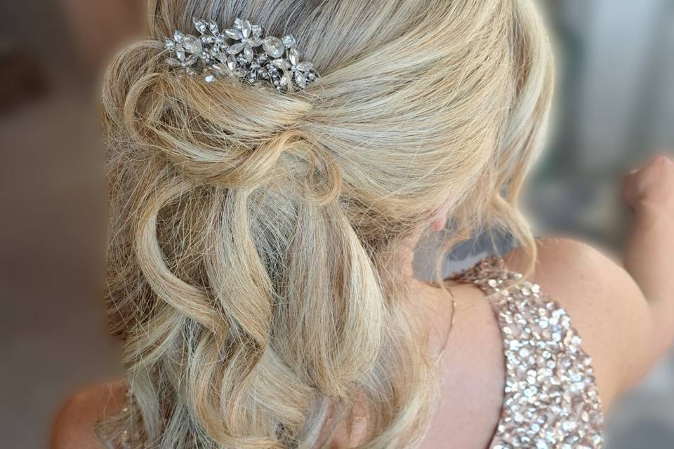 Bridesmaid half up hairstyle