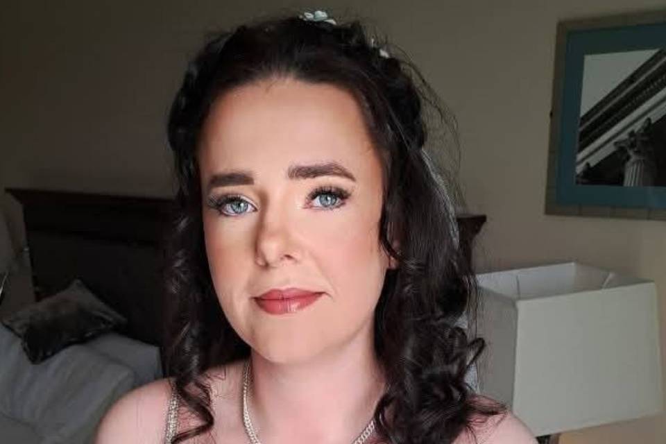 Angel makeup