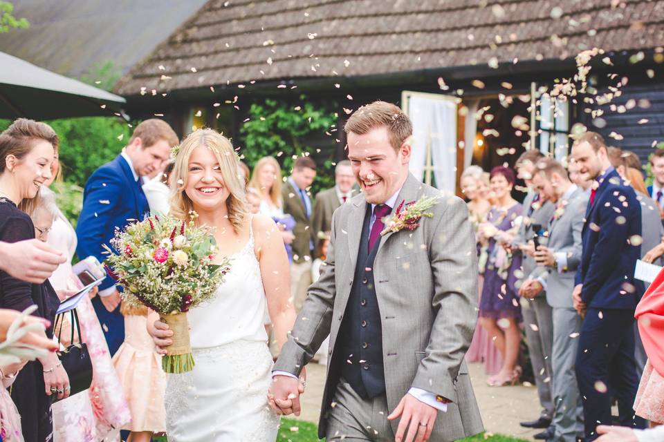 Clock Barn Confetti Shot