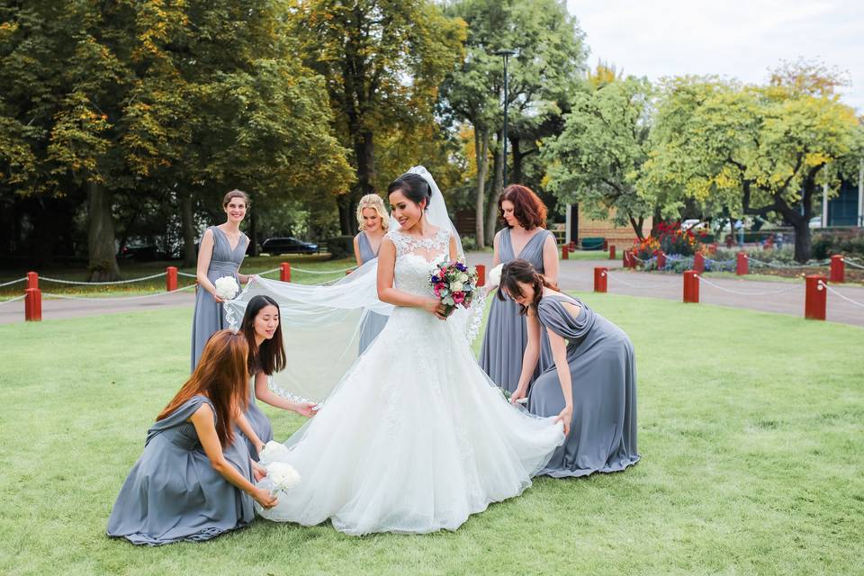 Summer Wedding Bridesmaids