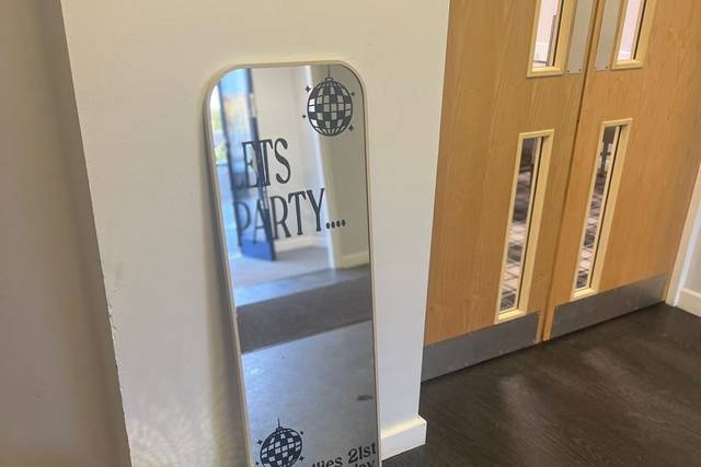 Custom mirror
