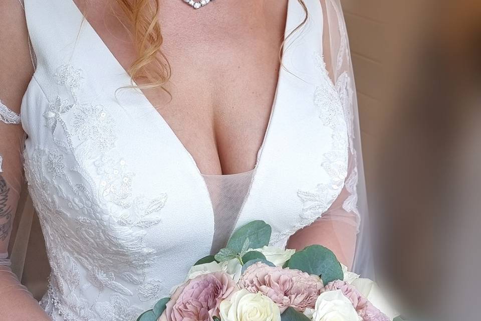 bridal makeup and hair artist