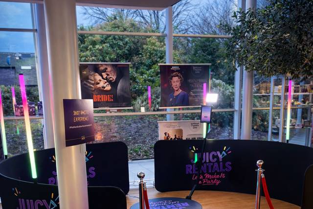 360 Booth with surround