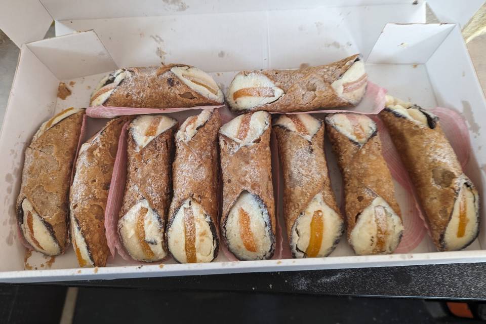 Sicilian cannolo