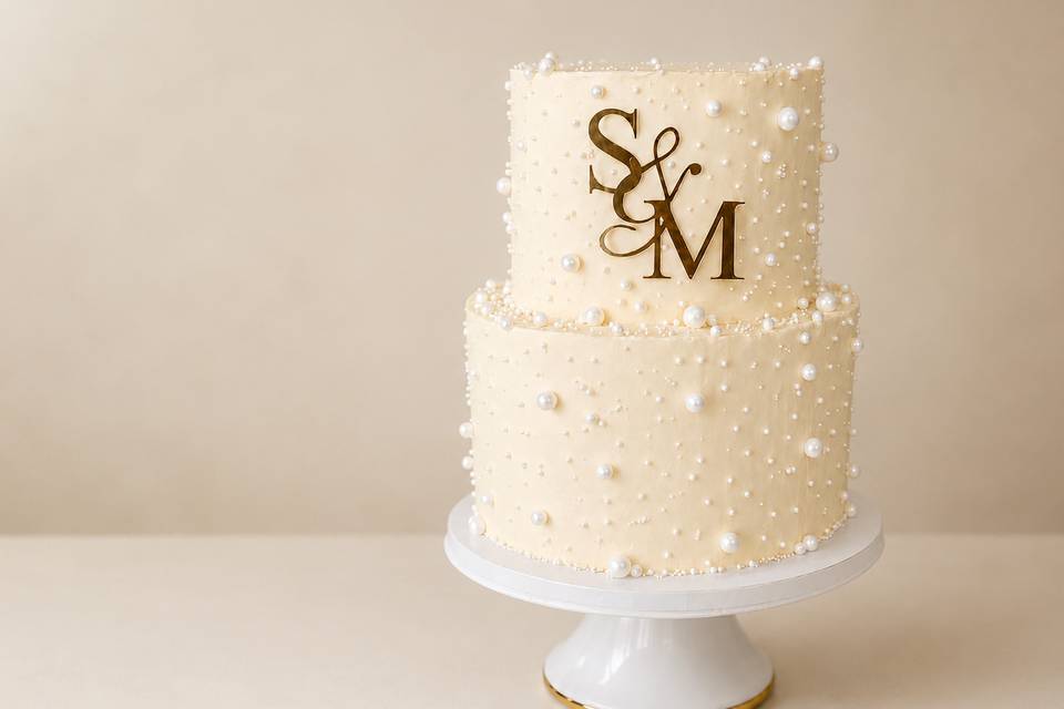 Pearl Detail wedding cake