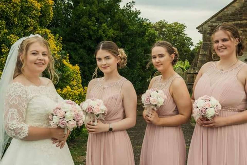 Bride & Bridesmaids