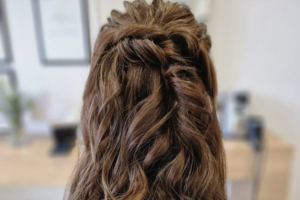 Half up/ down Bride
