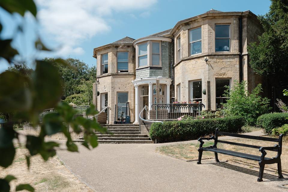 Front of Carr Bank