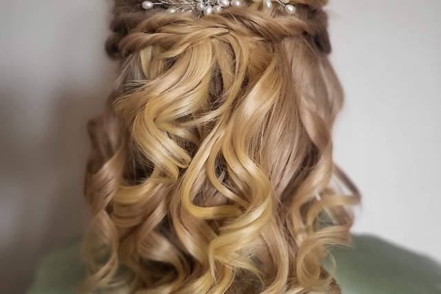 Bridesmaid Hairstyling
