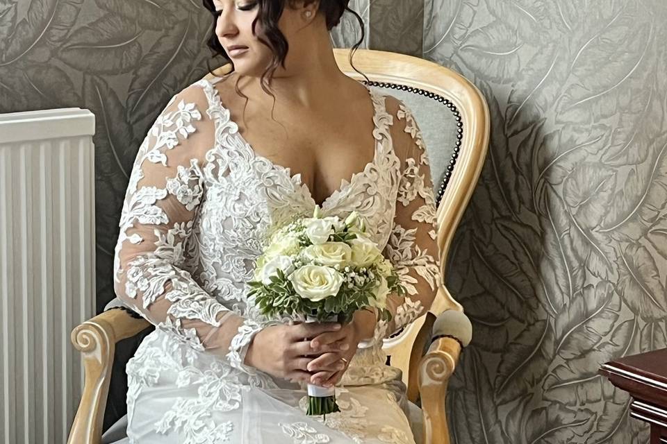 Bridal hair and makeup