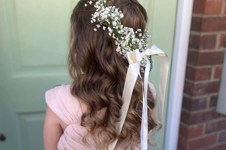 Flower girl hair