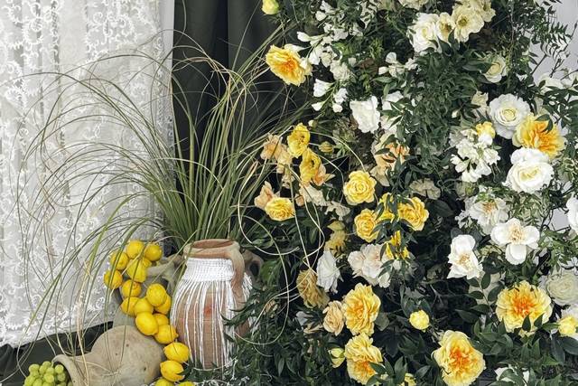 Wedding Floral arch & backdrop