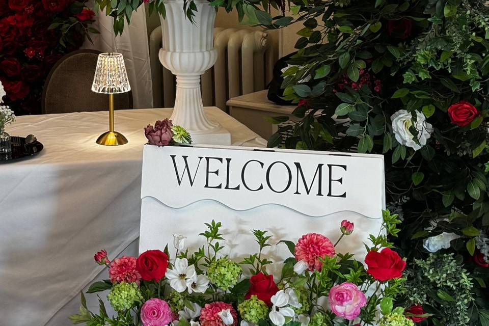 Flower box welcome sign