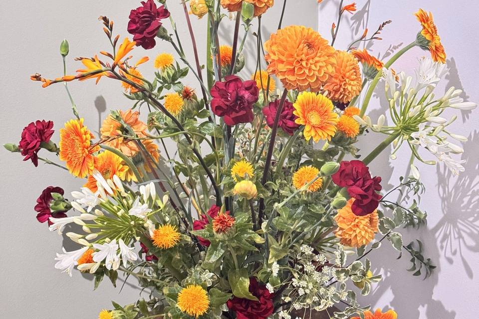 Garden style centrepiece