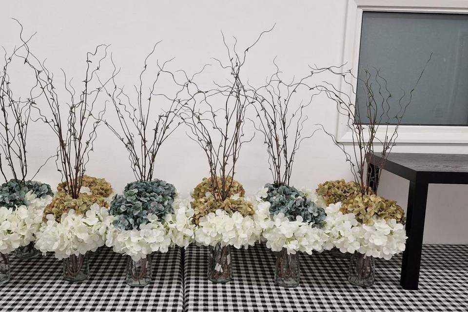 Bespoke table centrepieces