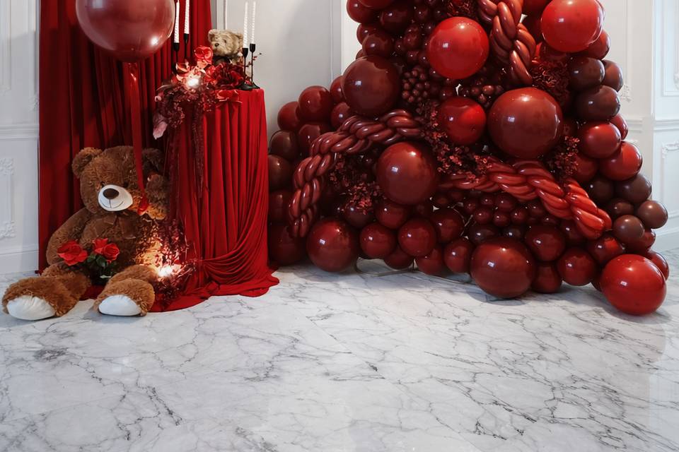 Balloon, board and draping
