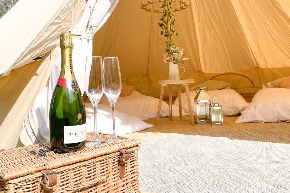 Happy Glamping Co.