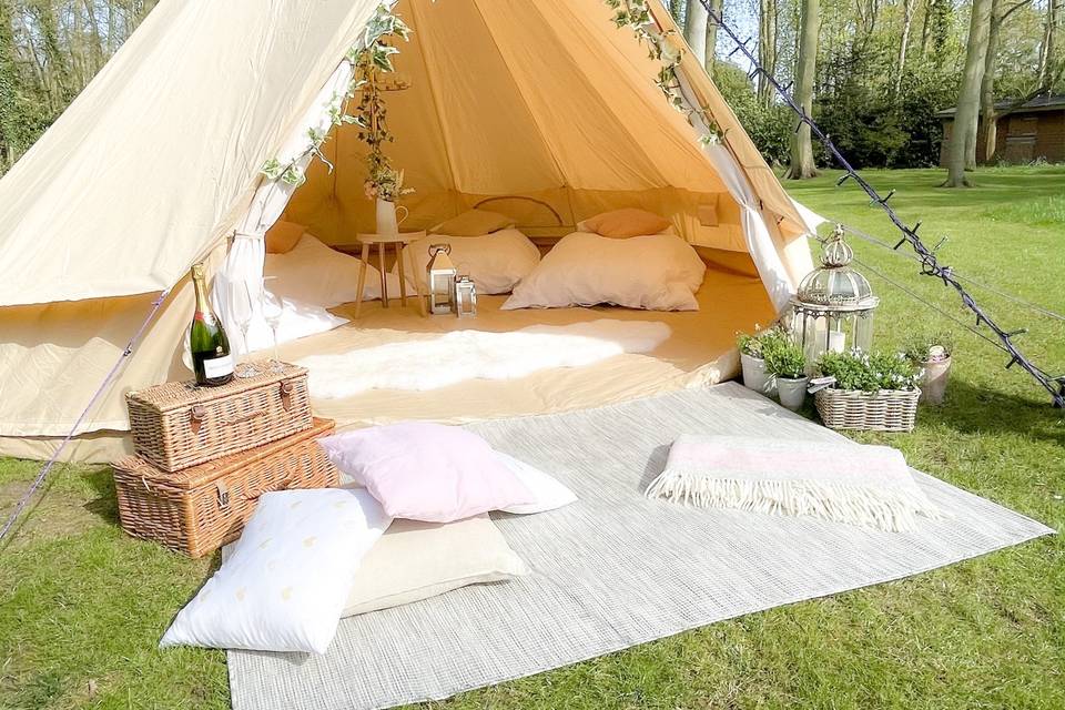 Happy Glamping Co.