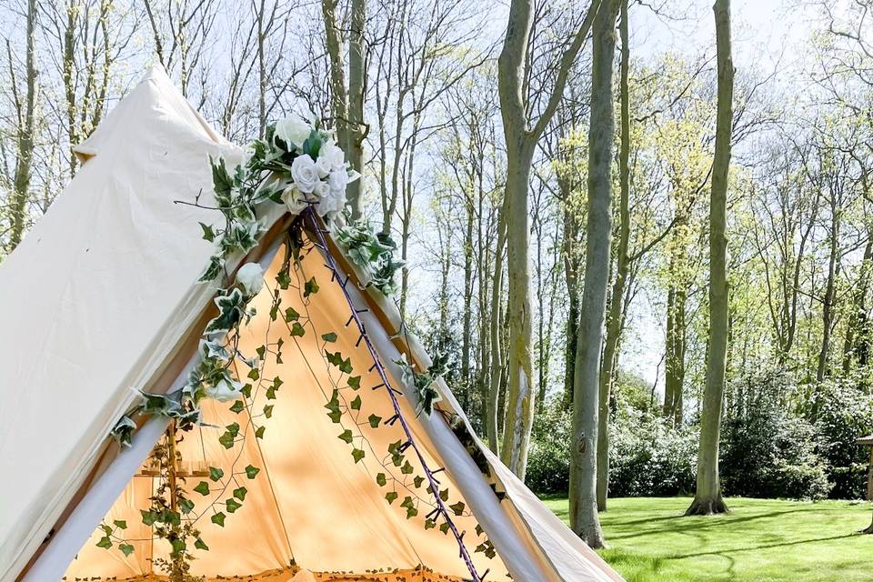 Happy Glamping Co.