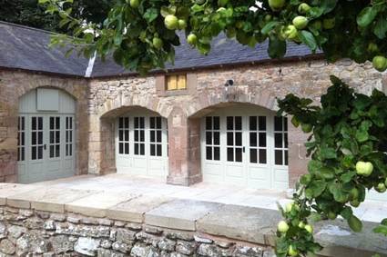 Wedderburn Barns with the apple tree in the courtyard