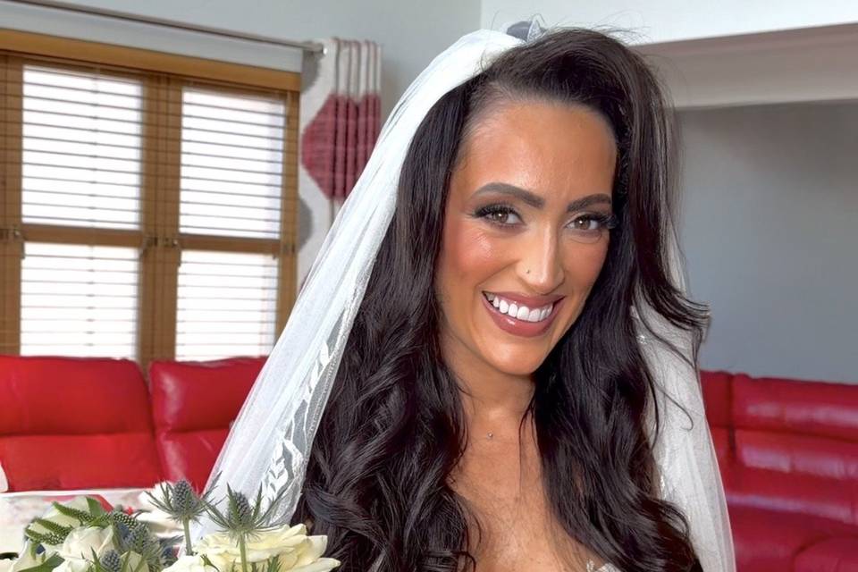 Bridal glam look
