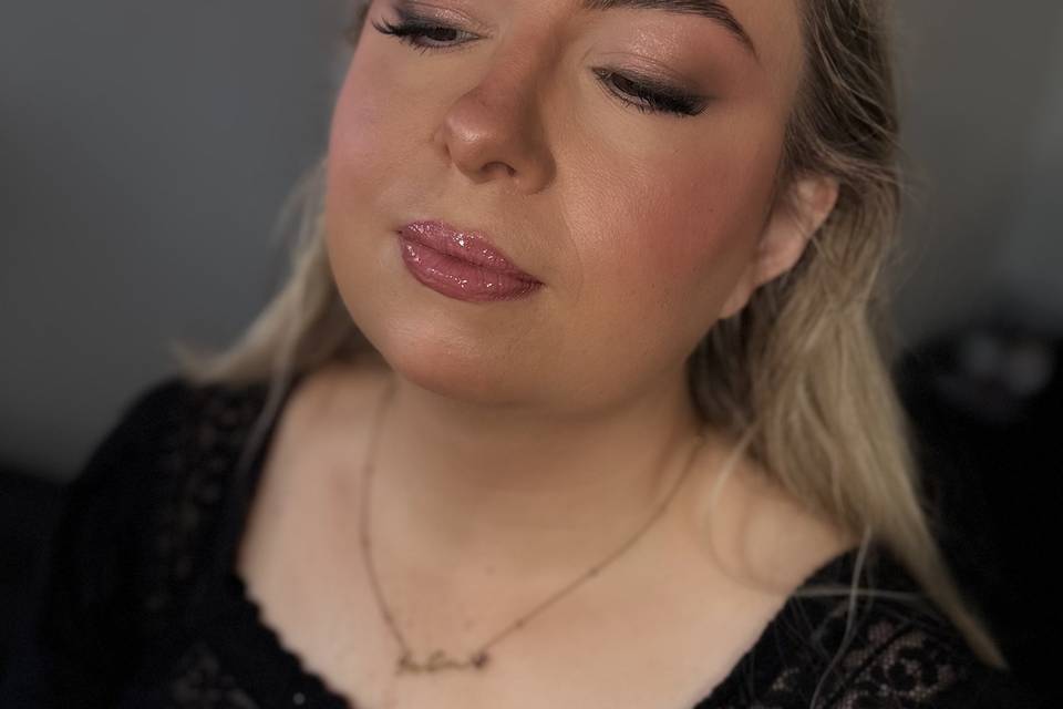 Soft pink glam