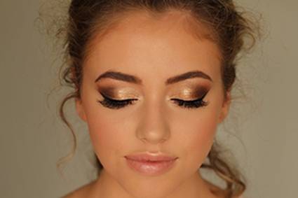 Beauty, Hair & Make Up Juliet Cunnington 54