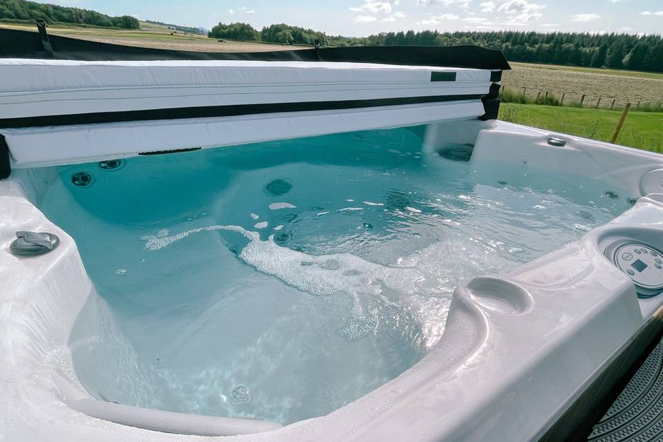 Hot Tub The Yurts at Bachilton