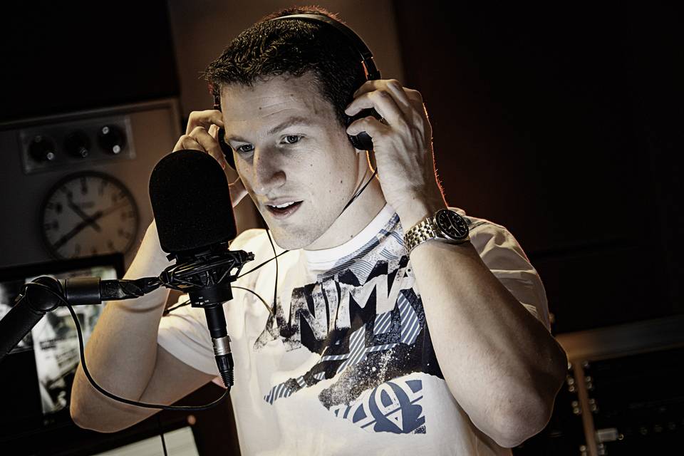 Clear microphone voice